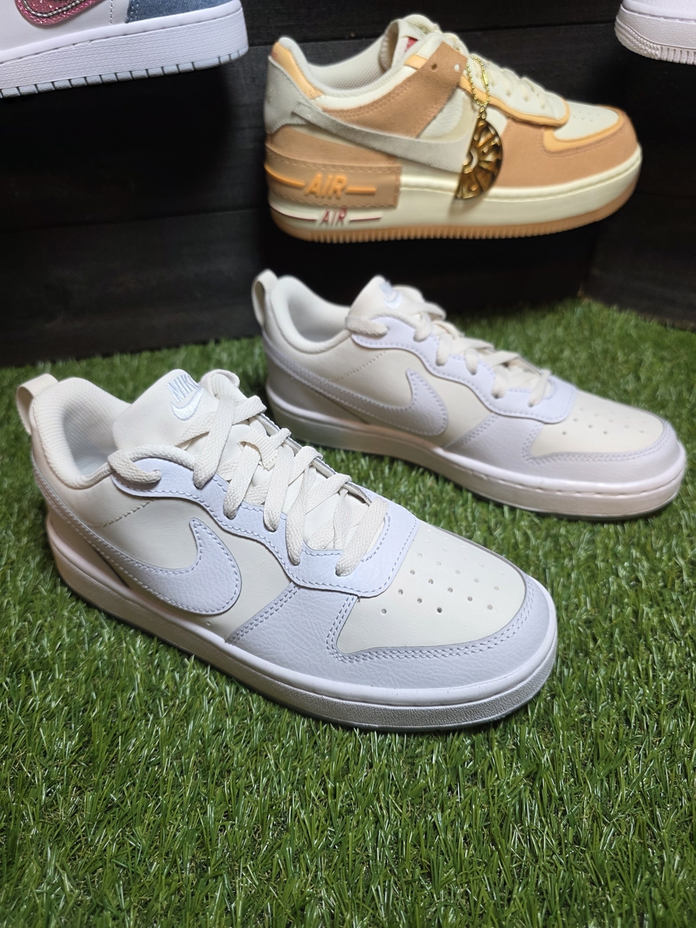 6y Nike Court Borough Recraft  Low-Top Sneakers in White/Cream